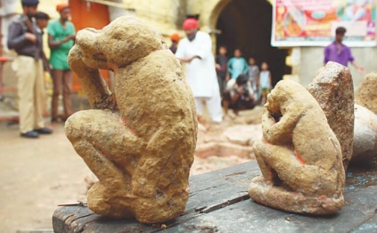 hindu god statue in pakistan