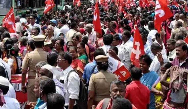 all-india-employee-union-protest-continues-for-the-bharat-bandh