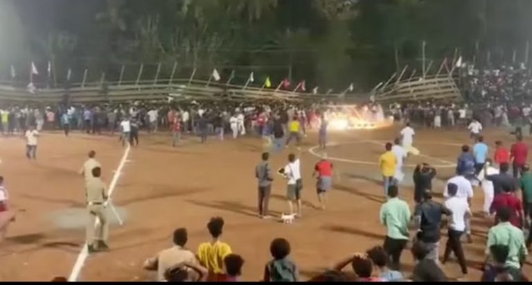 kerala-news-gallery-of-football-stadium-collapsed