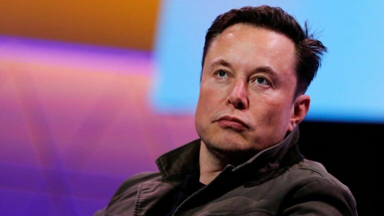 Elon musk : ட்விட்டரை வாங்கிய எலன் மஸ்க்