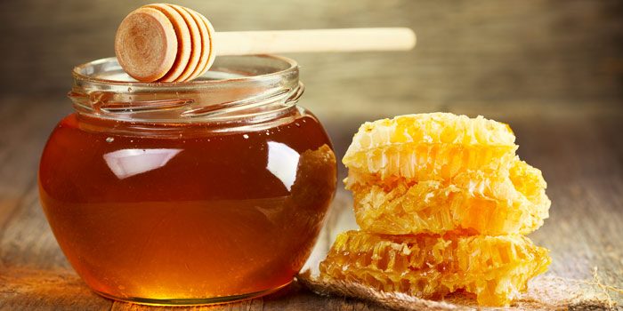 benefits of Honey : சருமத்திற்கு உகந்த தேன்