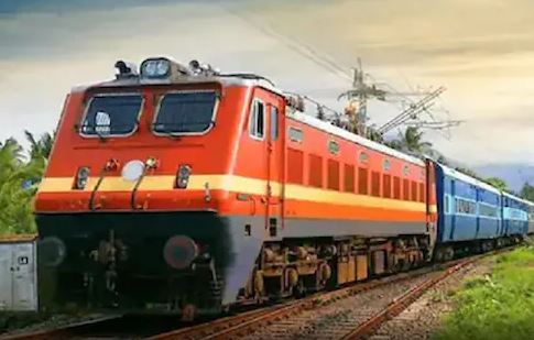 Southern railway: எக்ஸ்பிரஸ் ரெயில் சேவைகளில் மாற்றம்