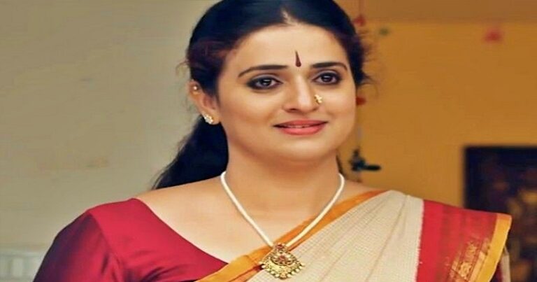 pavitra lokesh filed case against social media in mysore