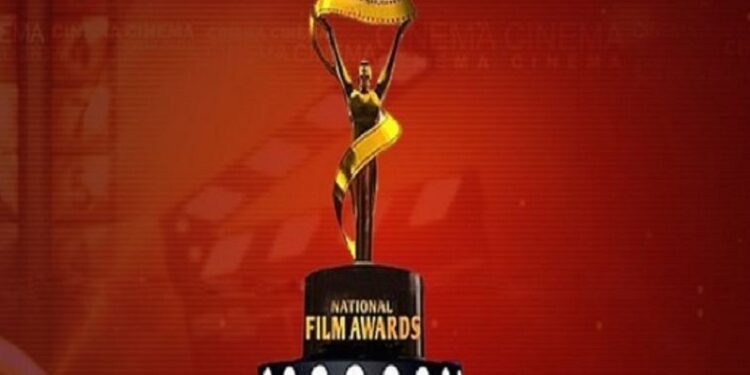 Ajay Devgan shared the Best Actor Award : நடிகர் சூர்யாவுடன் சிறந்த நடிகருக்கான தேசிய விருதை பகிர்ந்து கொண்டார் அஜய்தேவகன்