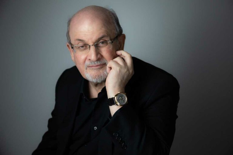 Salman Rushdie : நியூயார்க்கில் பிரபல எழுத்தாளர் சல்மான் ருஷ்டிக்கு கத்தி குத்து