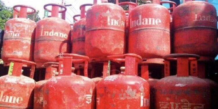 LPG Subsidy :சமையல் எரிவாயு மானியம், அரசு புதிய விதிகளை அறிவித்துள்ளது
