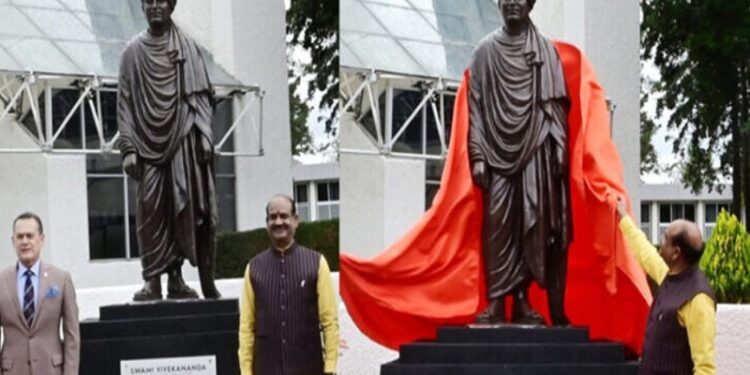 Swamy Vivekananda first statue unveils in Mexico: மெக்சிகோவில் சுவாமி விவேகானந்தரின் முதல் சிலை திறப்பு