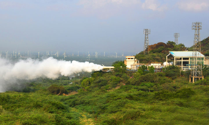 ISRO test  heaviest rocket’s engine: மகேந்திரகிரியில் அதிக எடைகொண்ட ராக்கெட் என்ஜின் இஸ்ரோ சோதனை