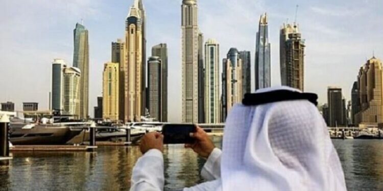 UAE New Travel Rules : ஐக்கிய அரபு எமிரேட்ஸ் பயணத்திற்கான புதிய விதிகள்: பாஸ்போர்ட்டில் ஒரே ஒரு வார்த்தையில் பெயர் இருந்தால், நீங்கள் விமானத்தில் ஏற முடியாது