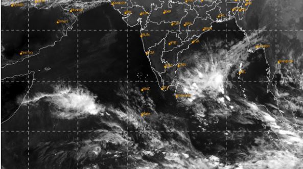 Heavy rain in 8 districts tomorrow: நாளை 8 மாவட்டங்களில் கனமழை: சென்னை வானிலை மையம்