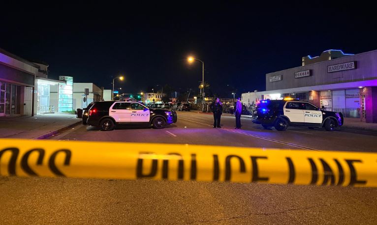 10 people killed in shooting in Los Angeles: அமெரிக்க துப்பாக்கிச் சூட்டில் 10 பேர் பலி