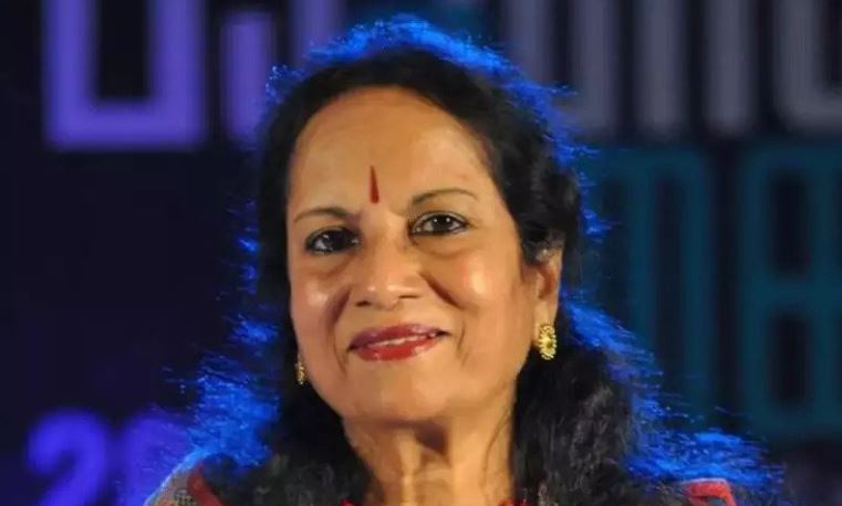 Singer Vani Jayaram cremated: காவல்துறை மரியாதையுடன் பாடகி வாணி ஜெயராம் உடல் தகனம்